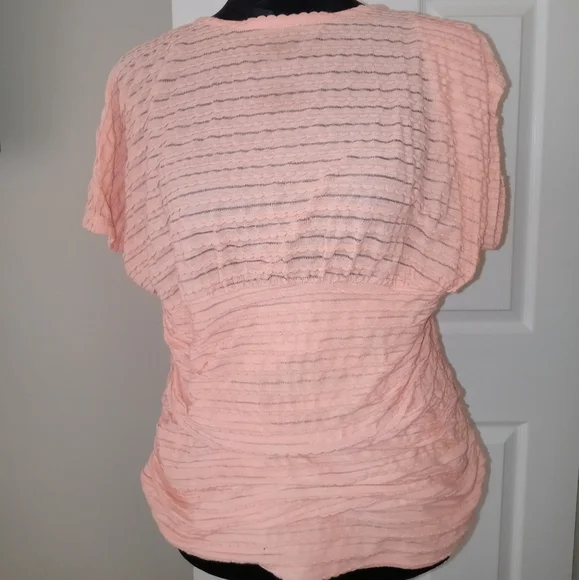 Blouse - Picture 2 of 3